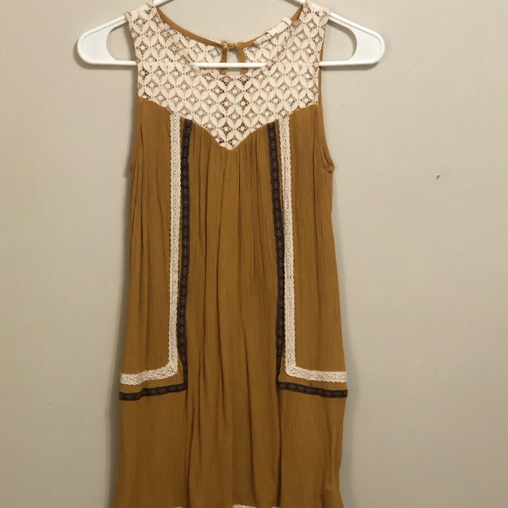 Mustard dress w lace detail